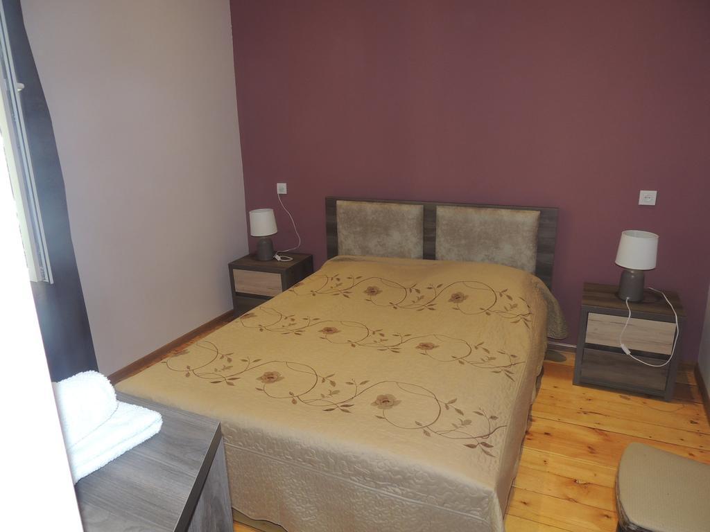 Guest House Chirina Sighnaghi Ngoại thất bức ảnh