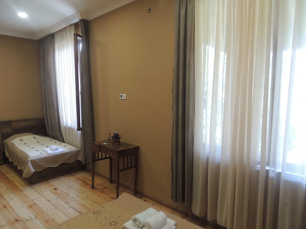 Guest House Chirina Sighnaghi Ngoại thất bức ảnh